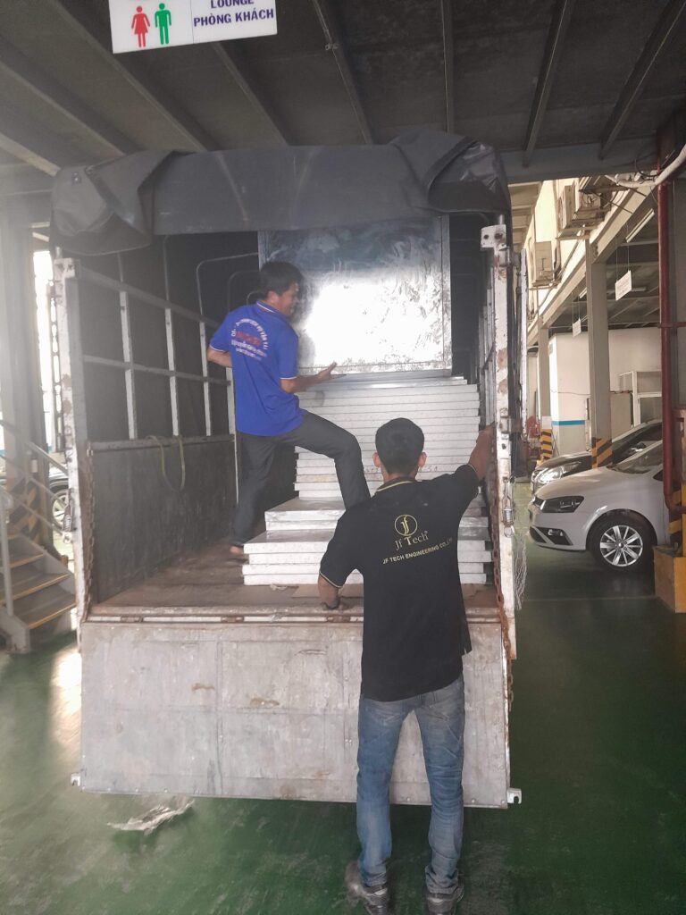 Lắp đặt phòng sơn Việt Nam sản xuất